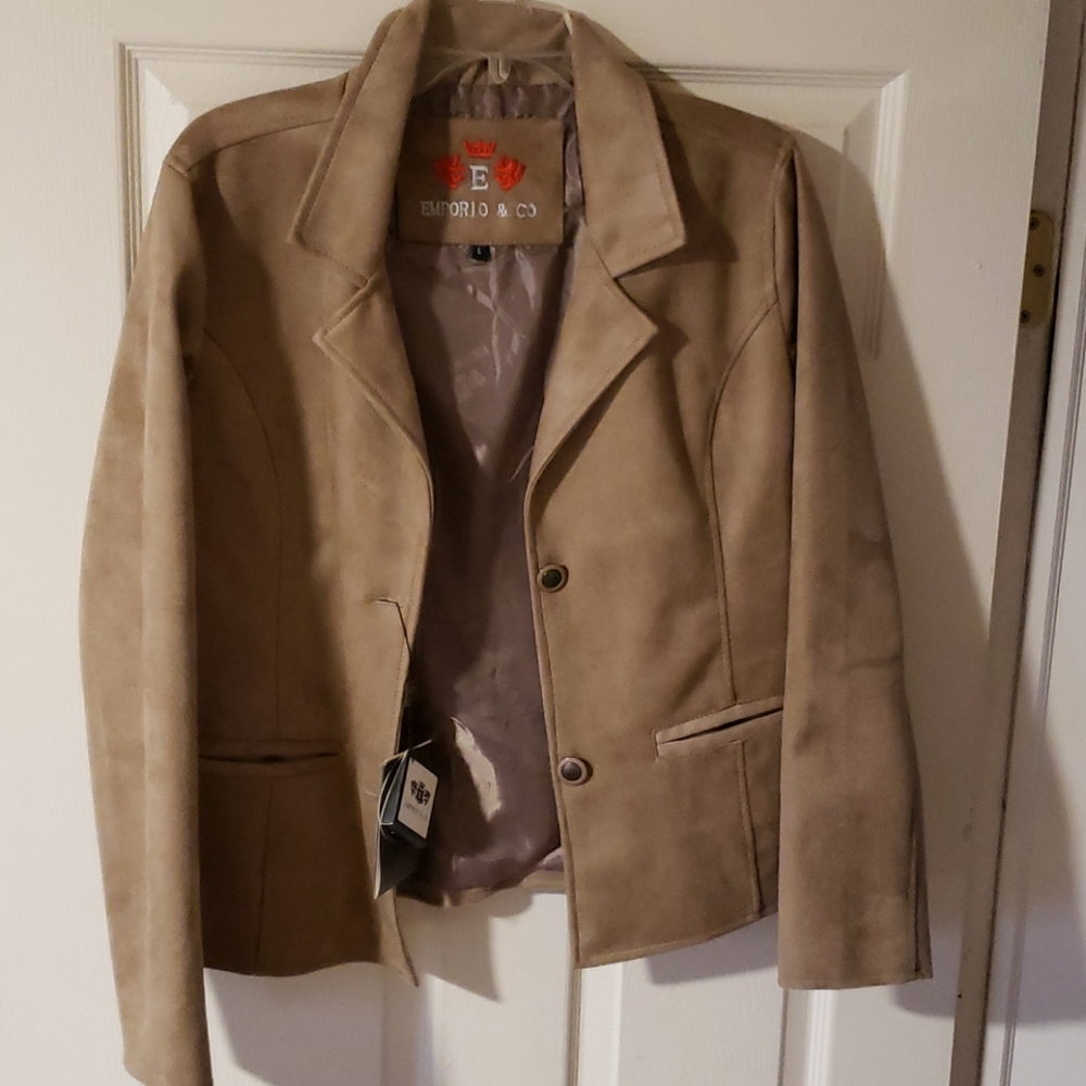 Jacket - Picture 2 of 4